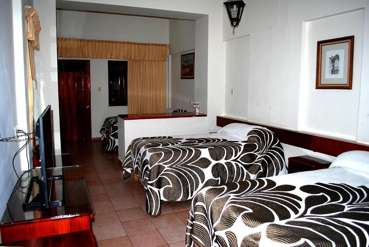 Hotel Posada Del Sol Apatzingan de la Constitucion Luaran gambar