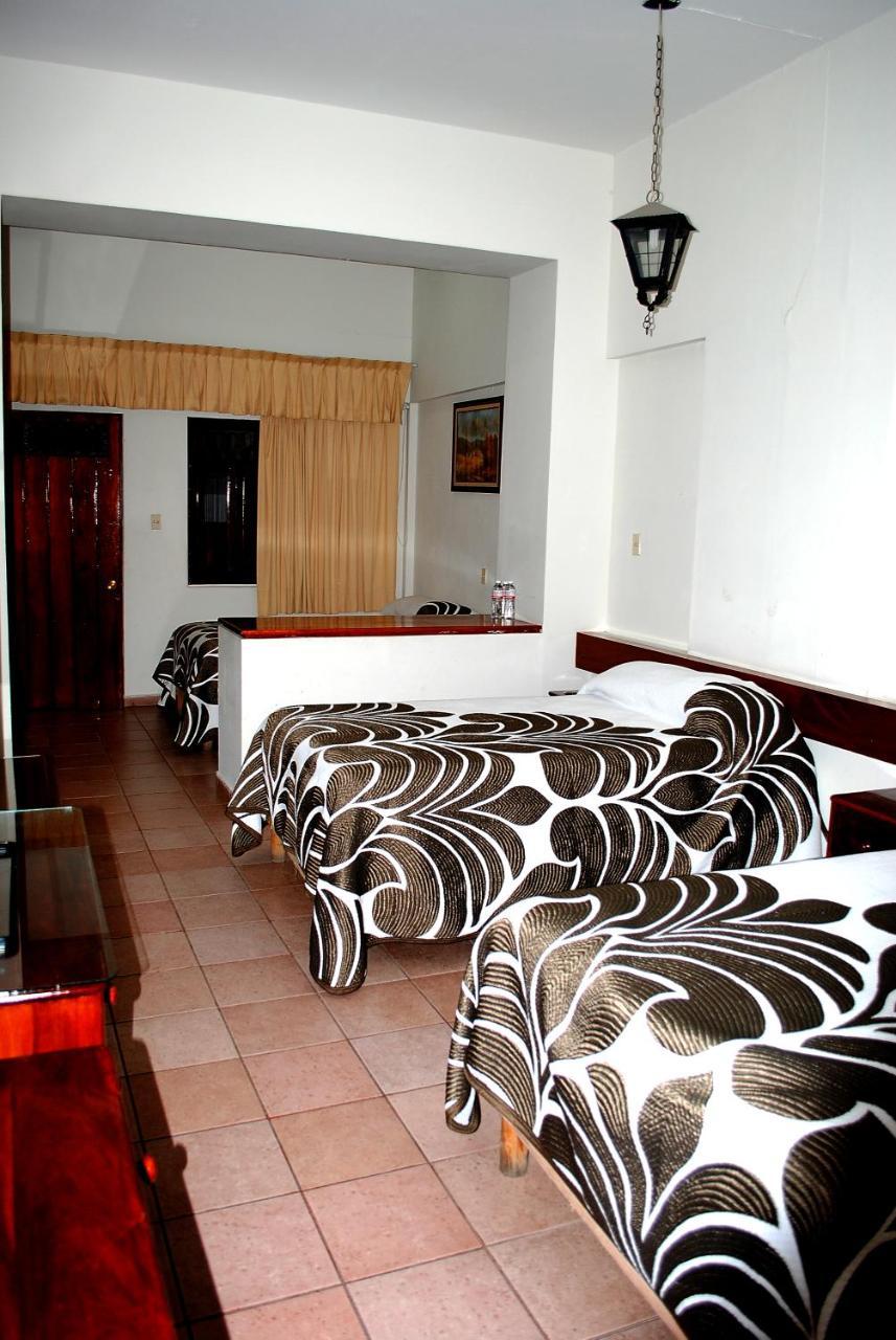 Hotel Posada Del Sol Apatzingan de la Constitucion Luaran gambar