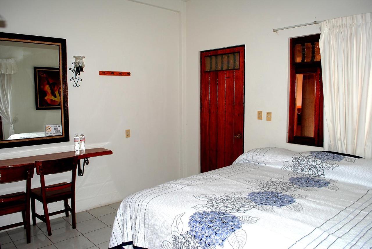 Hotel Posada Del Sol Apatzingan de la Constitucion Luaran gambar
